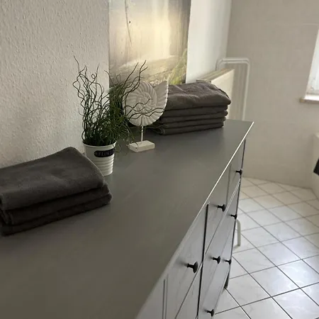Komfortable Am Stadtwald Von プラウエン