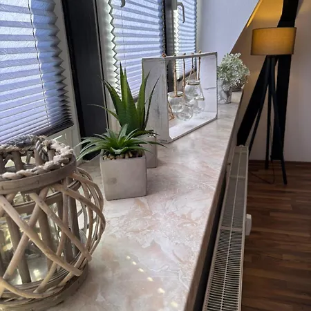 Komfortable Am Stadtwald Von Appartement *